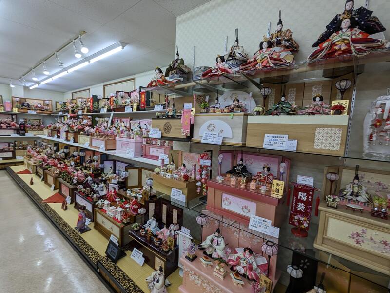 収納飾り